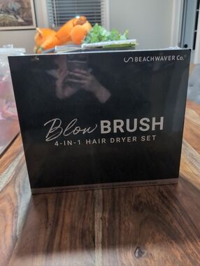 Beachwaver Co. Blow Brush 4-in-1 Hair Dryer Set - Black